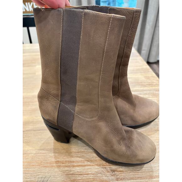 Cole Haan Womens Boot Air Sara Short Size 6B Brown Pull On Leather - Picture 7 of 10